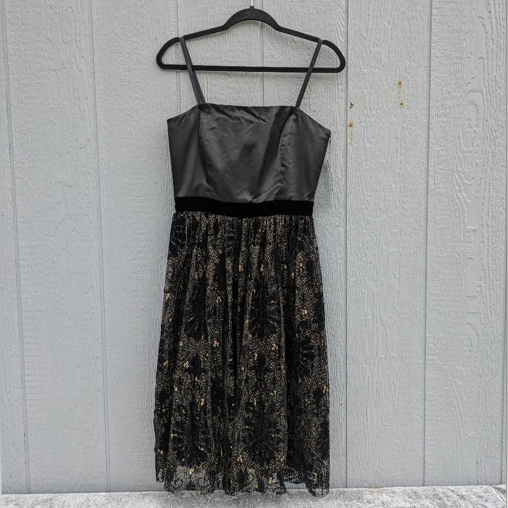 Tahari Arthur S. Levine‎ Corset Top Dress Lace Overlay Sz 6